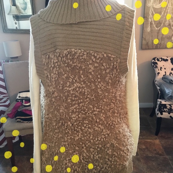 Kenzie Vest - Picture 3 of 8